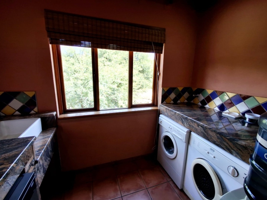 4 Bedroom Property for Sale in Boschenvaal River Front Lodges Free State